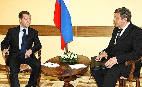 С губернатором Костромской области Игорем Слюняевым.