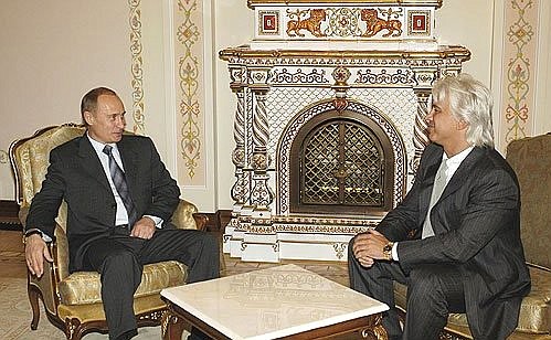 President Putin talking with Dmitry Khvorostovsky.