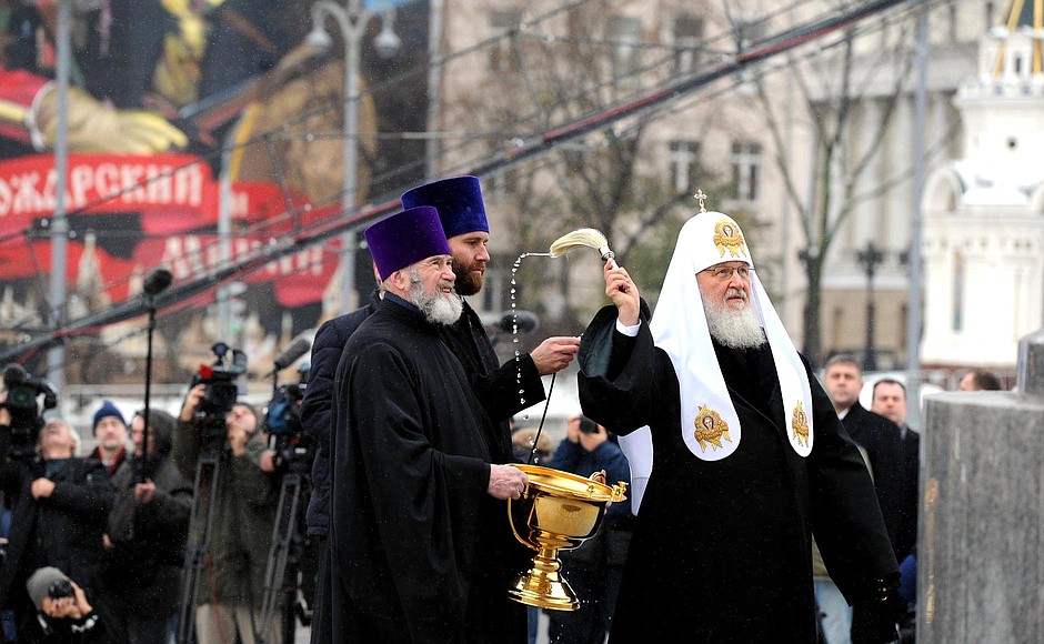 Patriarch Kirill of Moscow and All Russia consecrated the Monument to Holy Great Prince Vladimir, Equal of the Apostles.