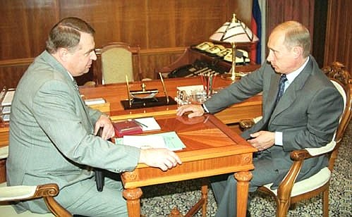 С Министром здравоохранения Юрием Шевченко.