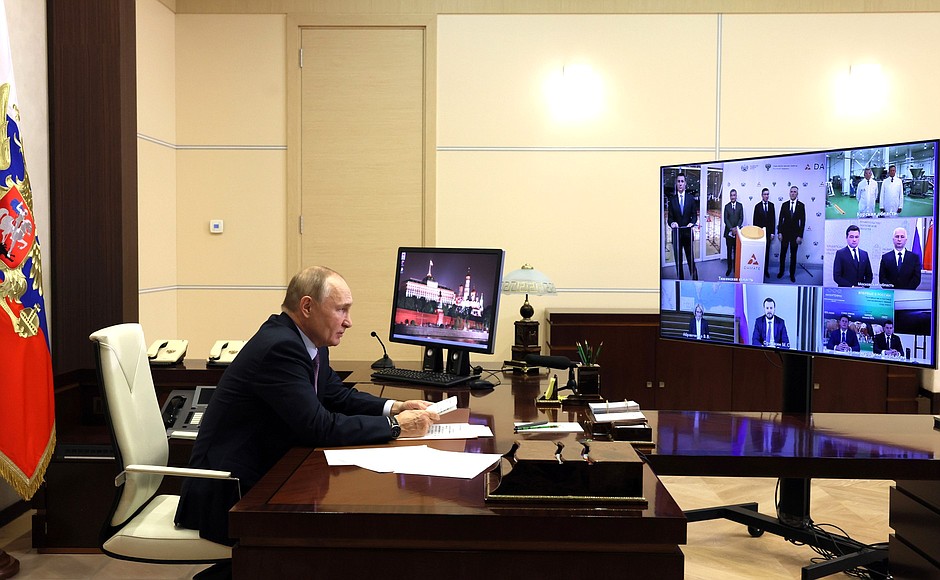 Vladimir Putin took part in launching a turkey breeding centre in the Tyumen Region via videoconference.