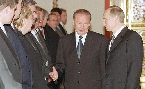 President Vladimir Putin and Slovak President Rudolf Schuster during the introduction of official delegations.
