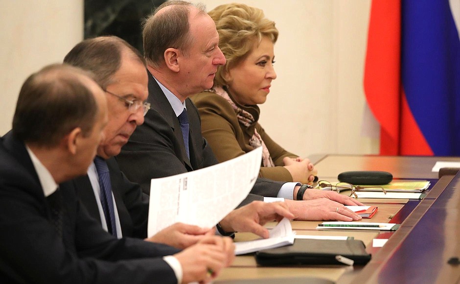Before the meeting with permanent members of the Security Council: (from right) Federation Council Speaker Valentina Matviyenko, Security Council Secretary Nikolai Patrushev, Foreign Minister Sergei Lavrov and Director of the Federal Security Service Alexander Bortnikov.