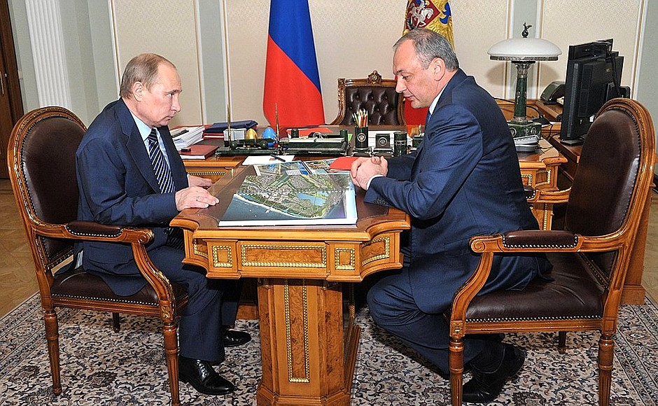 С Президентом Дагестана Магомедсаламом Магомедовым.