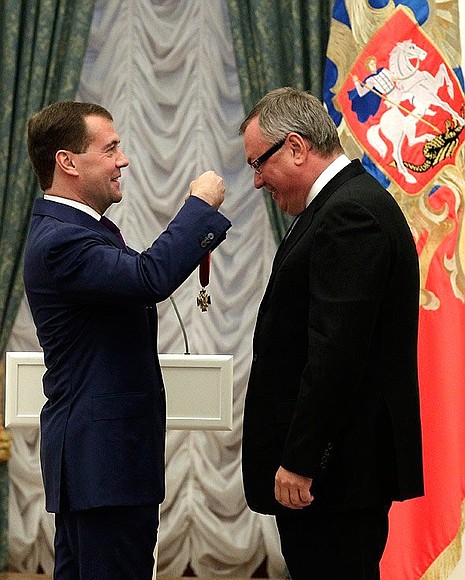 State decorations presentation ceremony. Andrei Kostin, VTB Bank president and chairman of the management board, receives the Order for Services to the Fatherland III degree.