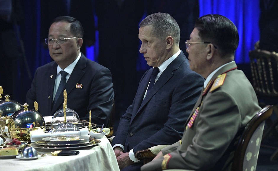 На официальном приёме от имени Президента России в честь Председателя Государственного совета КНДР Ким Чен Ына.