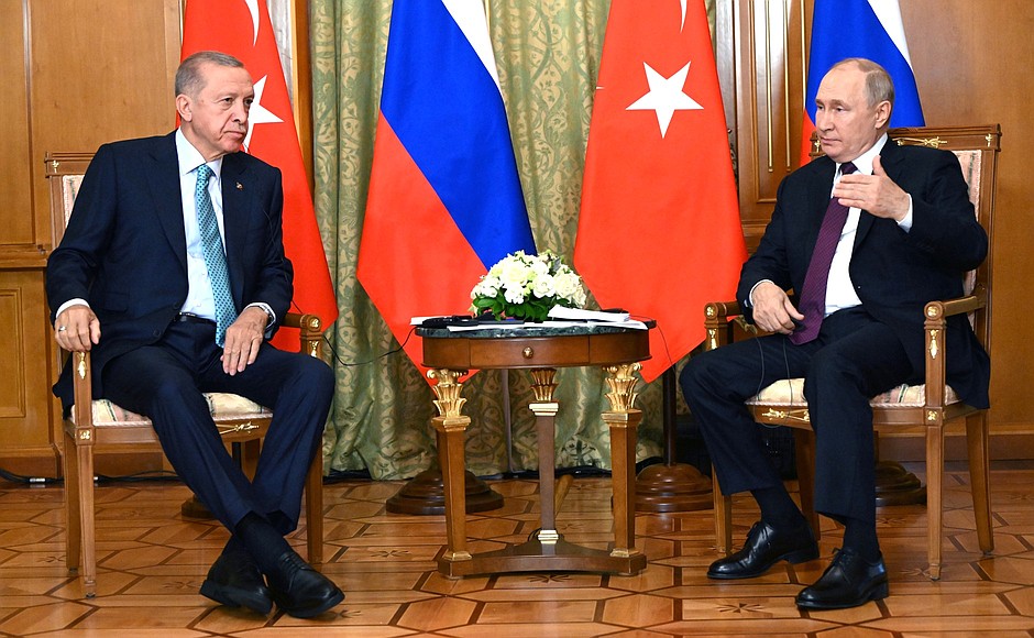 С Президентом Турецкой Республики Реджепом Тайипом Эрдоганом.