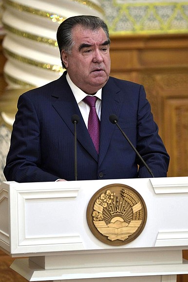 At the official reception hosted by President of Tajikistan Emomali Rahmon in honour of the Russian President.