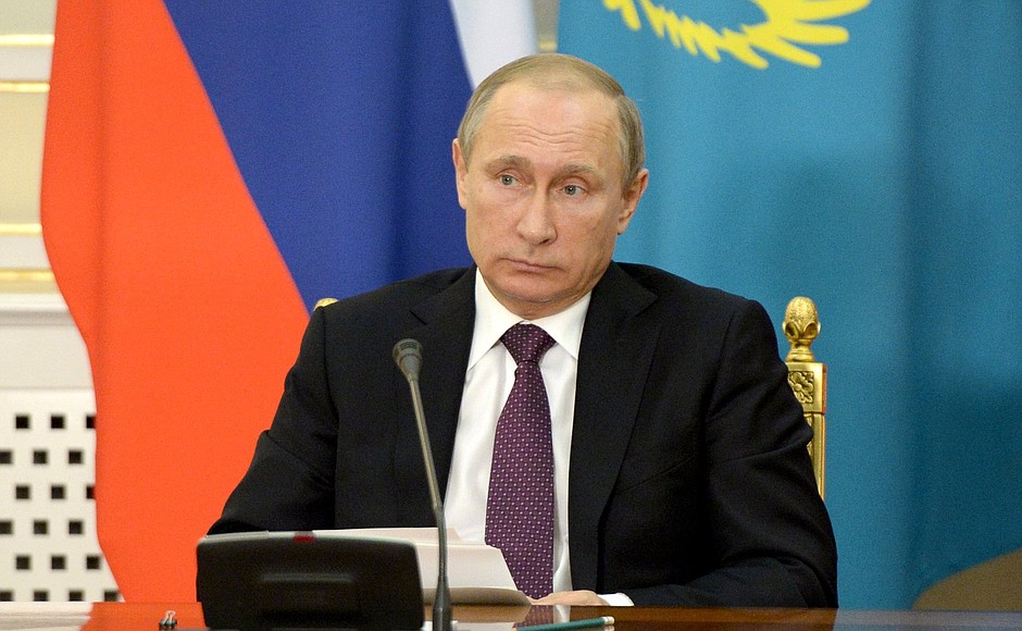 Во время заявлений для прессы по завершении российско-казахстанских переговоров.