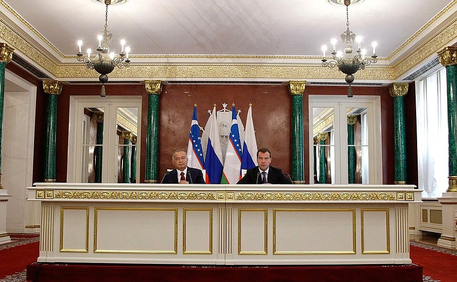 Пресс-конференция по итогам российско-узбекистанских переговоров. С Президентом Узбекистана Исламом Каримовым.