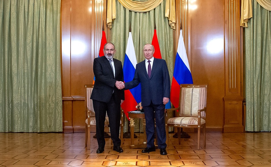 С Премьер-министром Армении Николом Пашиняном.