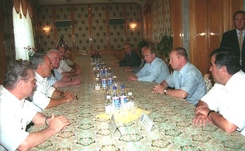 CIS heads of state in an informal setting.