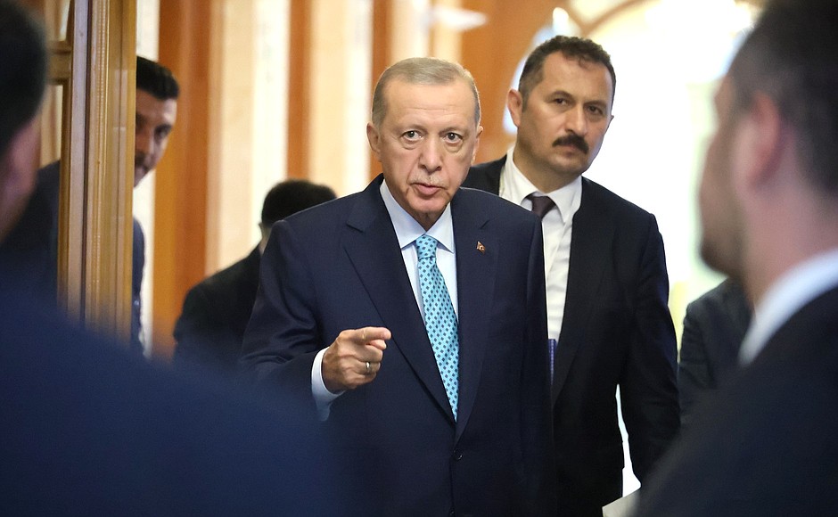 President of the Republic of Turkiye Recep Tayyip Erdogan before Russian-Turkish talks.