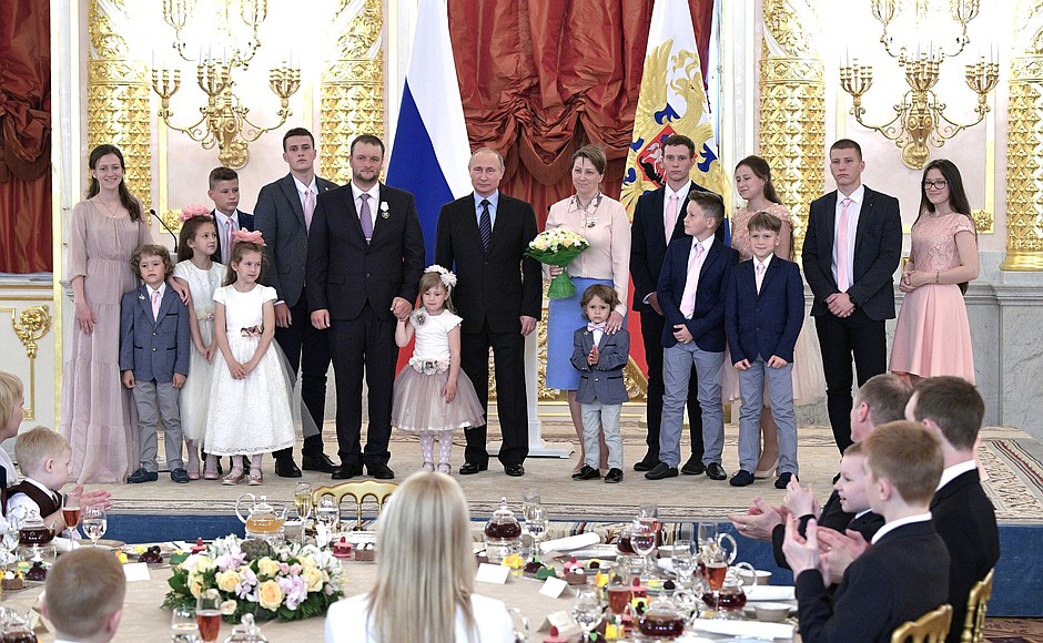 The Order of Parental Glory was awarded to Yulia and Pyotr Yuditsky from Primorye Territory.