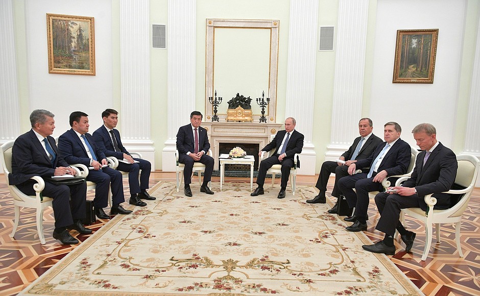 Встреча с Президентом Киргизской Республики Сооронбаем Жээнбековым.