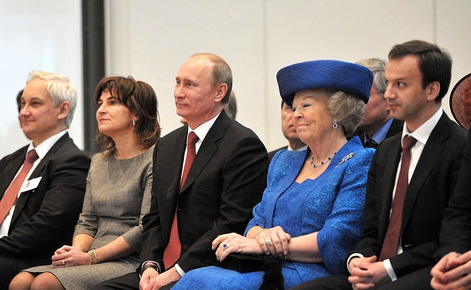 С Королевой Беатрикс на церемонии открытия Года России в Нидерландах и Года Нидерландов в России.