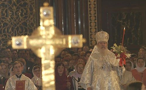 Патриарх Московский и всея Руси Алексий Второй на пасхальном богослужении.