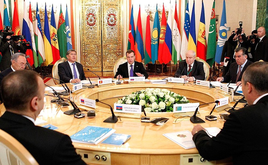 Неформальное заседание Совета глав государств СНГ.