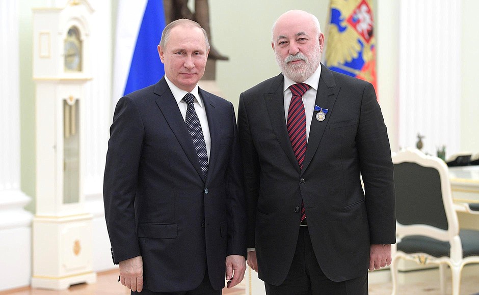 Viktor Vekselberg, chairman of the Board of Directors of Renova Group of Companies, is awarded the decoration For Beneficence.