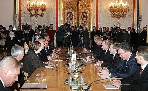Russian-Slovakian talks in an extended format.
