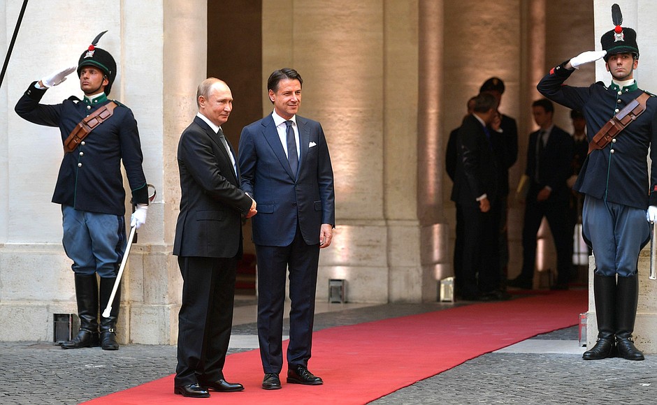 The ceremony for the official meeting of the President of Russia and Prime Minister of the Italian Republic Giuseppe Conte.