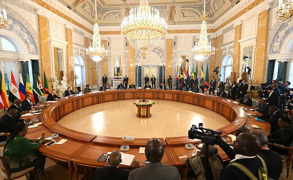 Meeting with heads of delegations of African states.