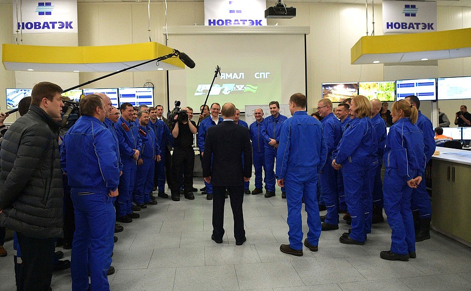 Meeting with Yamal LNG employees.