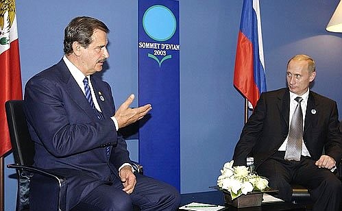 President Vladimir Putin with Mexican President Vicente Fox.