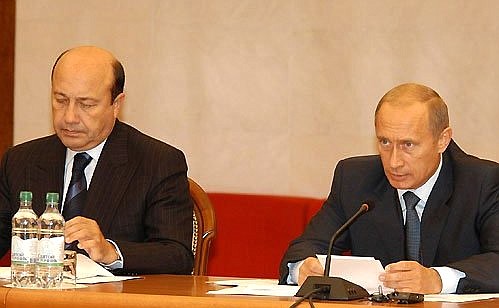 President Putin with Russian Foreign Minister Igor Ivanov during Russian-German consultations.