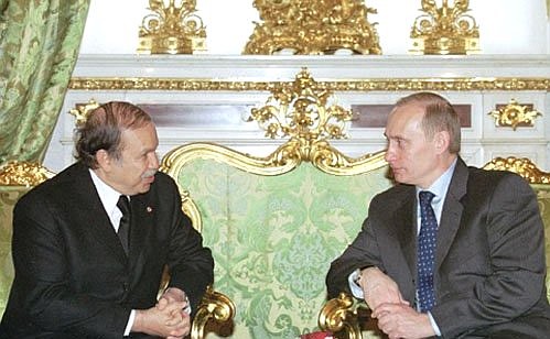 President Putin talking to Algerian President Abdelaziz Bouteflika.