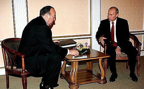 С Президентом Республики Башкортостан Муртазой Рахимовым.