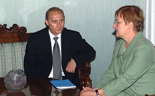 President Putin and Finnish President Tarja Halonen.