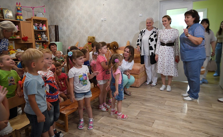 Maria Lvova-Belova at the Lugansk Republican Children’s Home.
