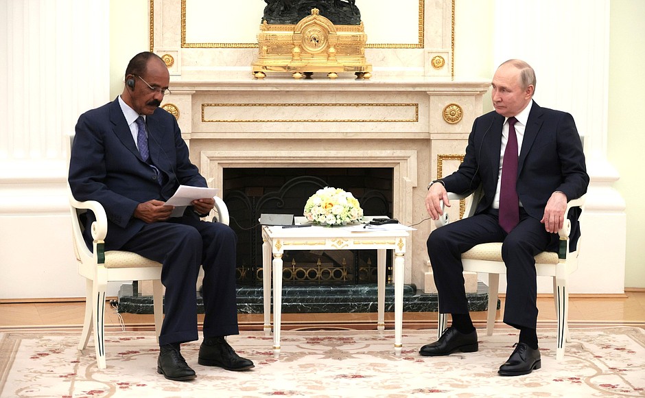 С Президентом Государства Эритрея Исайясом Афеворки.