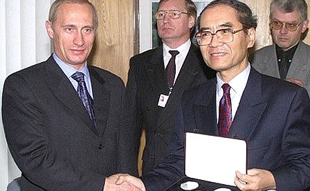 С генеральным директором ЮНЕСКО Коитиро Мацуурой.