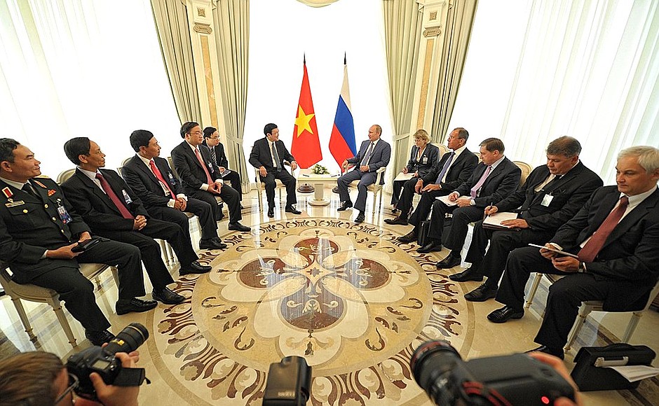 Российско-вьетнамские переговоры.