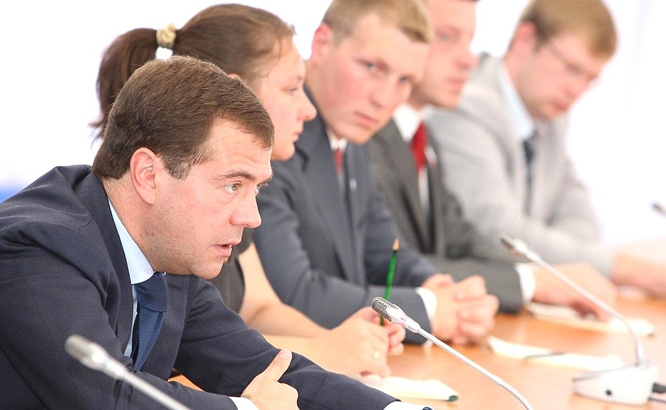 Встреча с молодыми законодателями региональных собраний, избранными от «Единой России»