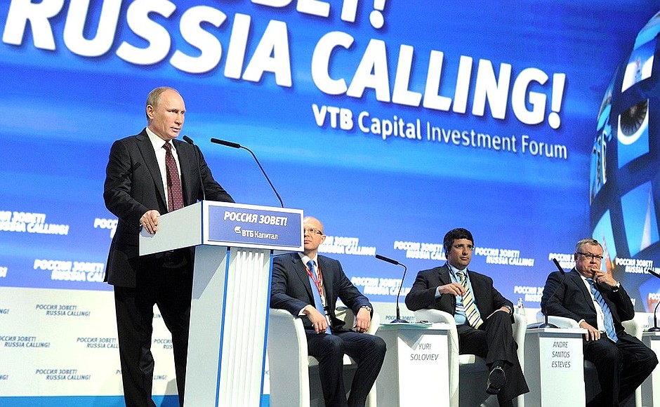 Speaking at the “Russia Calling!” Investment Forum.