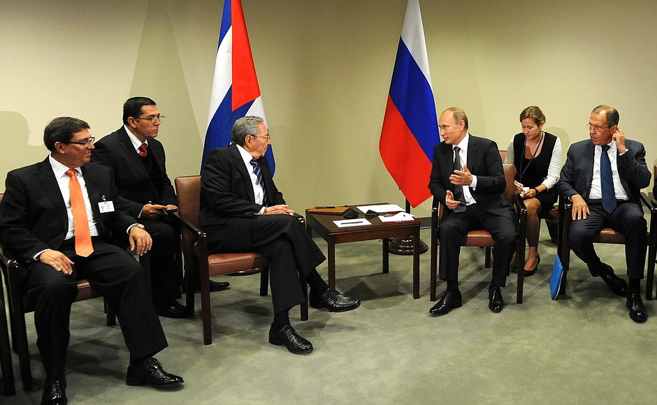 Meeting with President of the Council of State and Council of Ministers of Cuba Raul Castro.