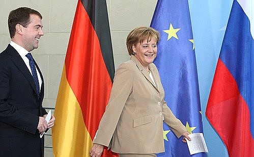 Перед началом пресс-конференции по итогам переговоров с Федеральным канцлером Германии Ангелой Меркель.