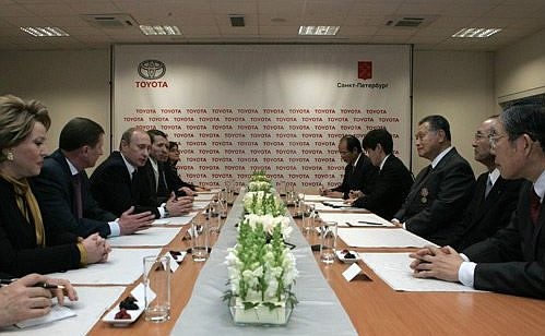 Meeting with Toyota\'s directors.