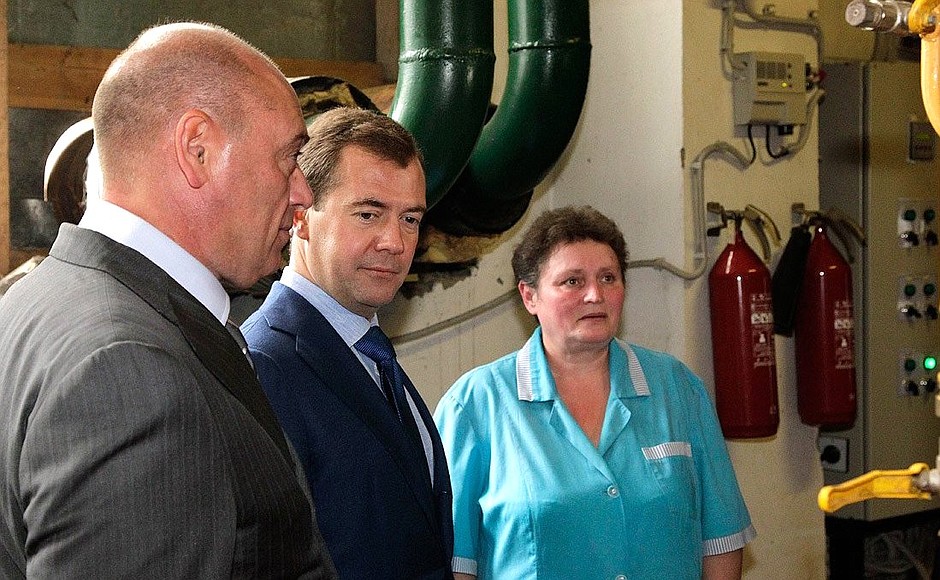 Dmitry Medvedev looked around one of Zvenigorod’s boiler-houses.