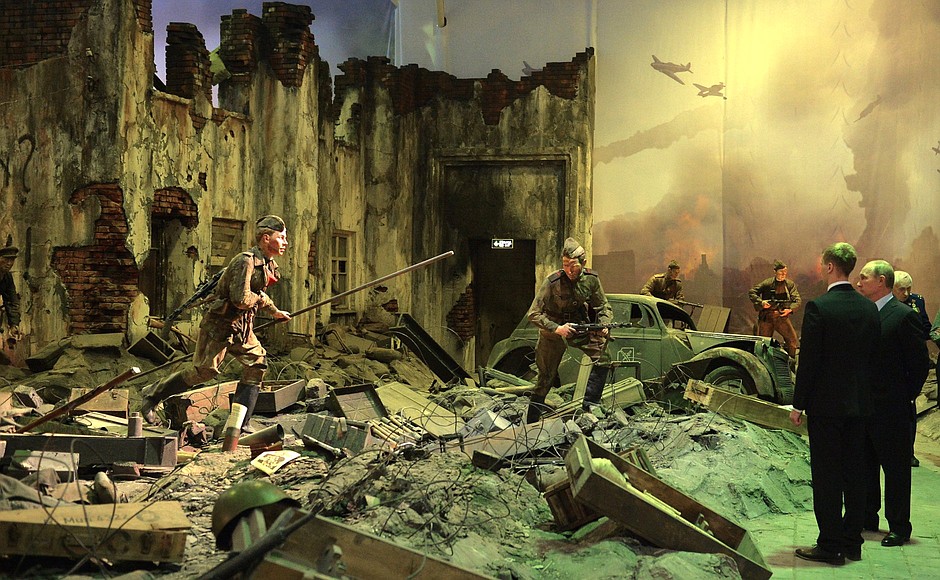 At the Battle for Berlin – The Banner Bearers’ Feat panorama.