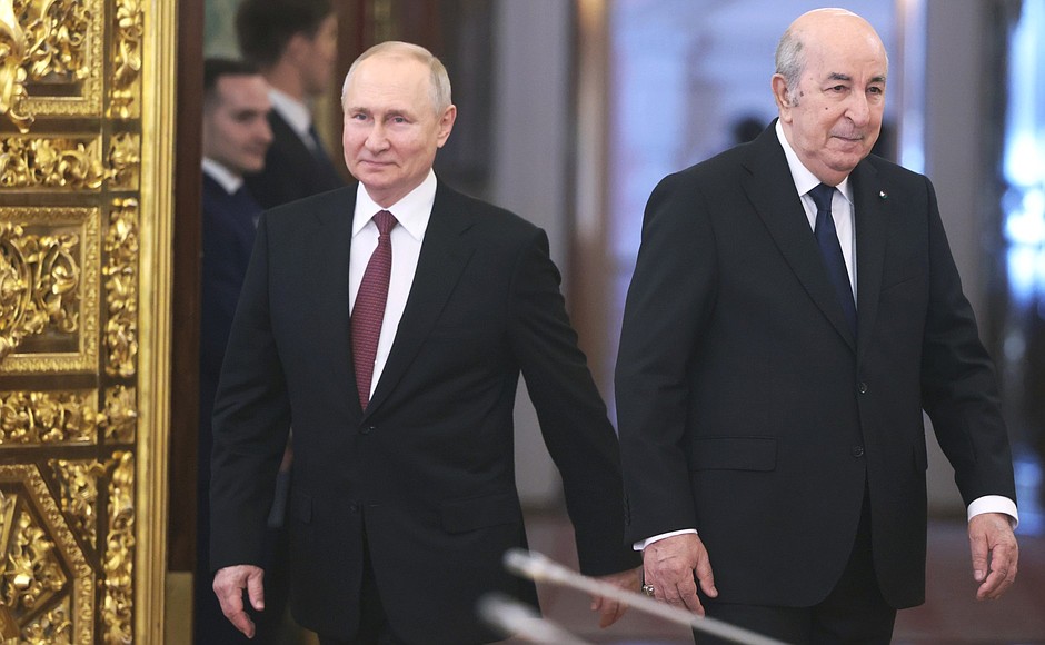 С Президентом Алжира Абдельмаджидом Теббуном перед началом российско-алжирских переговоров.