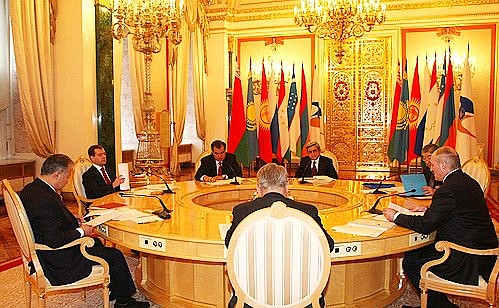На заседании Межгосударственного совета Евразийского экономического сообщества.