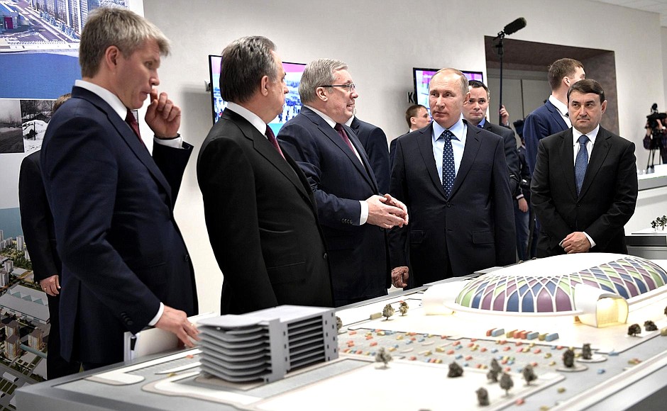Ahead of the meeting on preparations for the 29th Winter Universiade Krasnoyarsk 2019 Vladimir Putin was shown a layout of the facilities under construction.