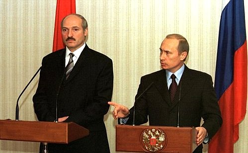 President Putin and Belarusian President Alexander Lukashenko addressing a joint news conference.