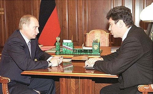 С руководителем фракции СПС Борисом Немцовым.