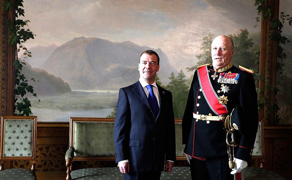 С Королём Норвегии Харальдом V.