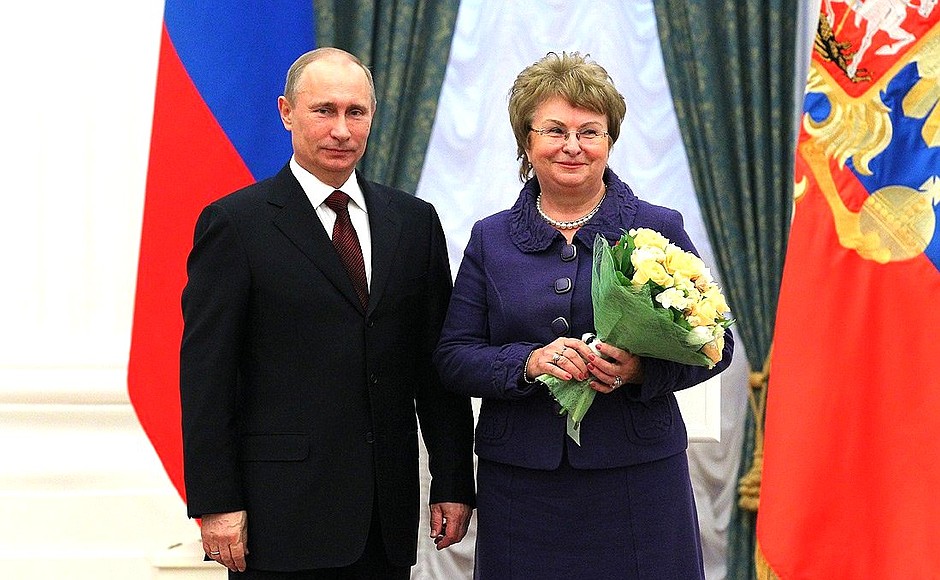 First Deputy Chairperson of the State Duma Committee on Regional Policy and the Far North and Far East Valentina Pivnenko was awarded the Order for Services to the Fatherland, IV degree.